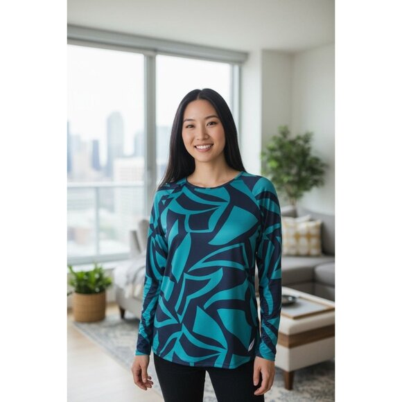 NAUTICA Navy Blue and Teal  Long Sleeve Abstract Pattern Top with Nautica Logo - Picture 12 of 12